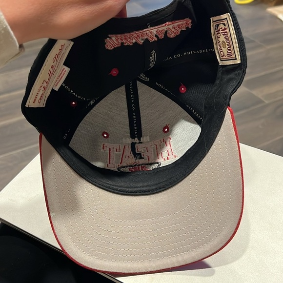 Miami Heat Adjustable Snapback Hat - Picture 7 of 7